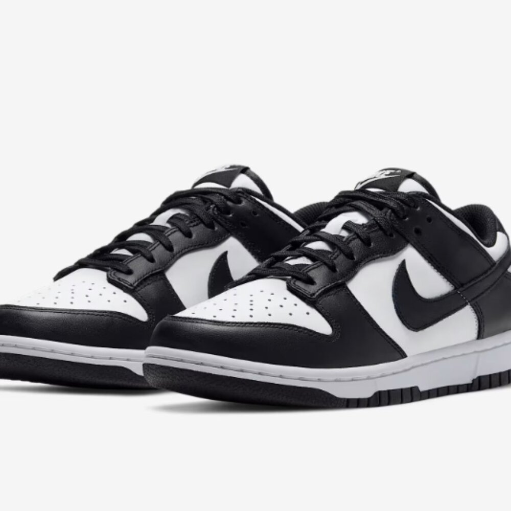 Nike Black and White Sneakers Timeless Design
